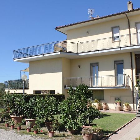 Agriturismo Casale Del Contadino Bolsena Exterior foto